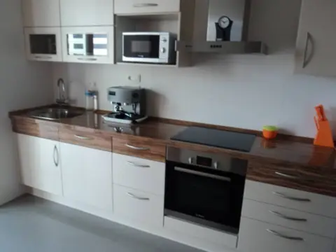 Piso en calle José Luis Navarro Campello, 6