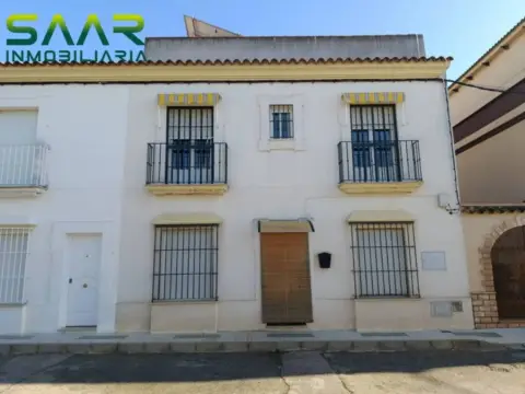 Casa en Alcalá del Río