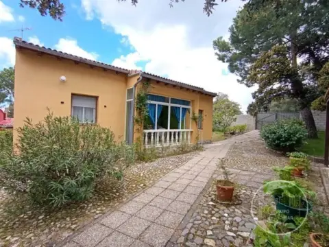 Chalet en Peñalba de Ávila