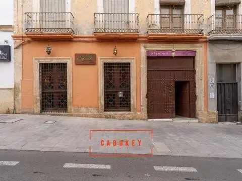 Local comercial en calle Jovellanos