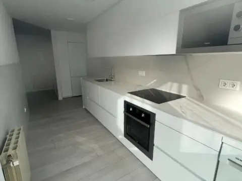 Piso en calle Portuene Kalea, 13