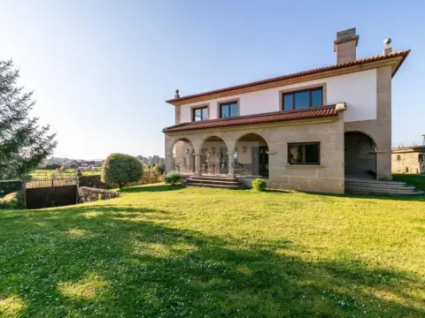 Casa en Matamá-Beade-Bembrive-Valadares-Zamáns