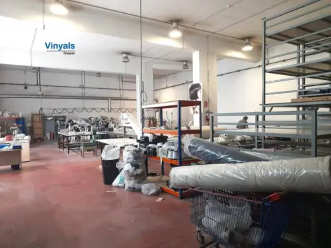 Nave industrial en Pla d'en Boet