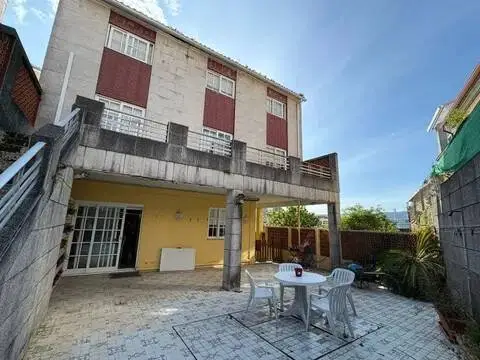 Chalet en calle Estribela, 300