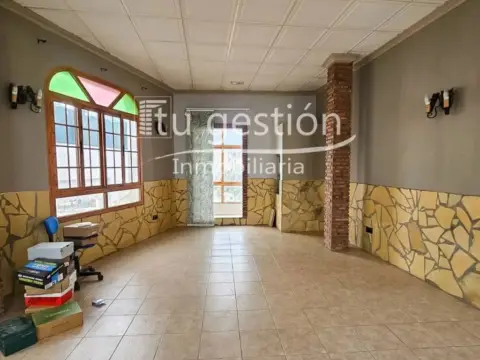 Casa adosada en Sayalonga