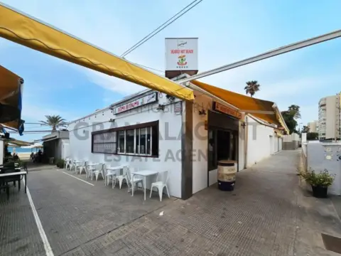 Local comercial en Agua Amarga-Urbanova
