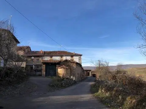 Casa rústica en calle Bo Valdeprado, 31