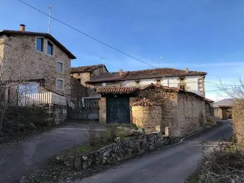 Casa rústica en calle Bo Valdeprado, 31