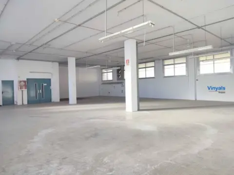 Nave industrial en Rocafonda