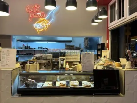 Local comercial en calle León y Castillo, 359