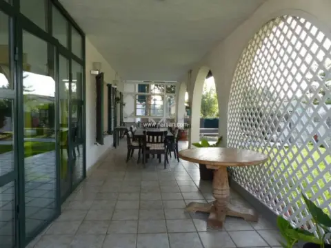 Chalet en Montornés-Las Palmas-El Refugio