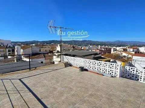 Casa adosada en Núcleo Urbano
