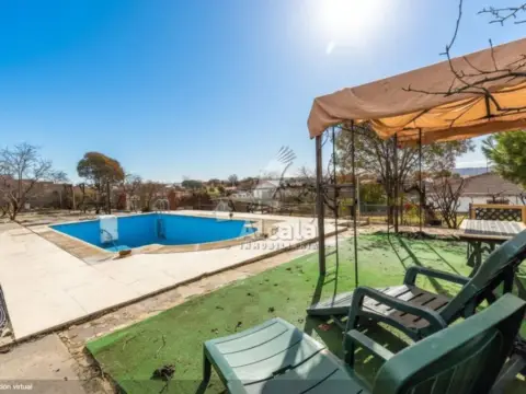 Casa en Camarma de Esteruelas