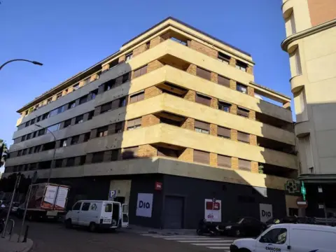 Piso en Ciudad Jardín-Zoco