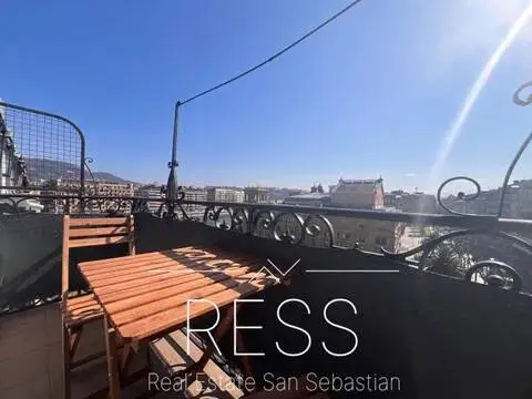 Piso en Parte Vieja-Alde Zaharra