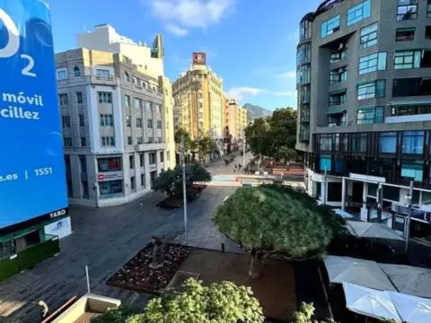 Piso en Centro-Zona calle Castillo