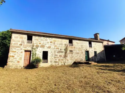 Casa en calle O Vilar