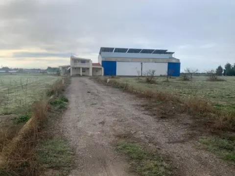 Nave industrial en Pedanías y Barrios Rurales