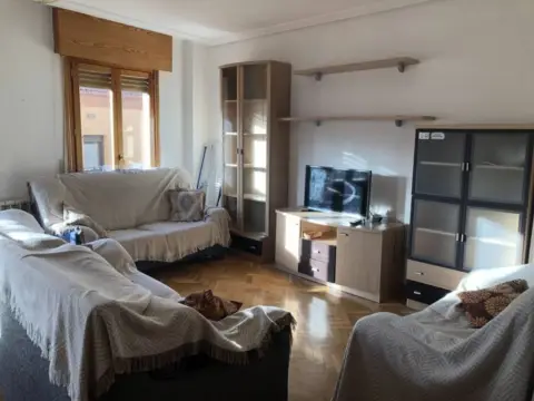 Piso en Segovia Capital