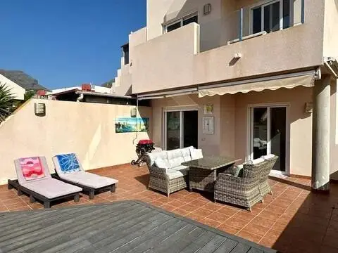 Casa adosada en Acantilado de los Gigantes
