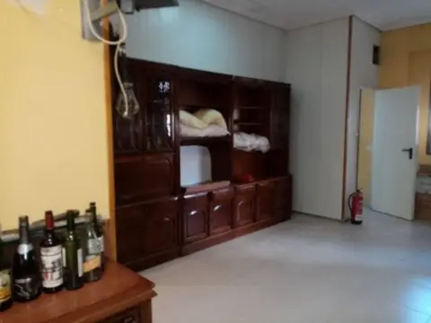 Local comercial en Casco Antiguo
