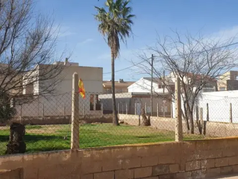 Terreno en Los Nietos