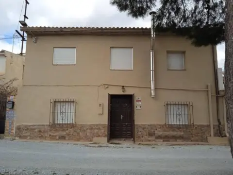 Casa en Zújar
