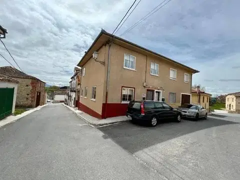 Casa adosada en Roda de Eresma