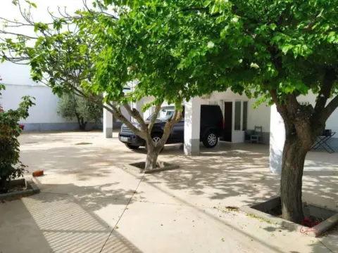 Casa en Villafranca de los Caballeros