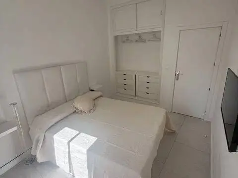 Piso en Avenida Angel Guimera