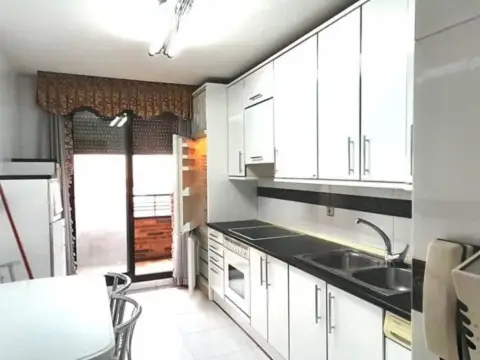 Piso en calle de las Escuelas Pías