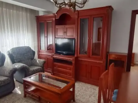 Piso en Universidad-Los Lirios