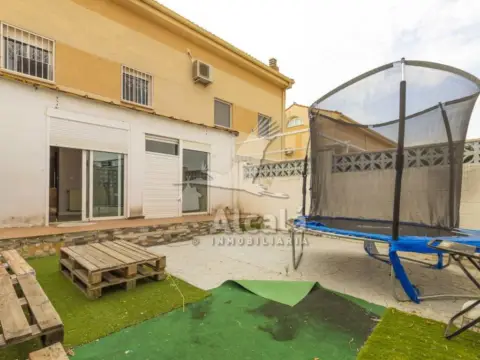 Casa en Villanueva de la Torre