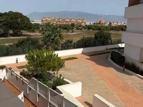 Piso en Urbanización de Roquetas-Las Marinas