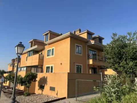 Piso en Torrecaballeros