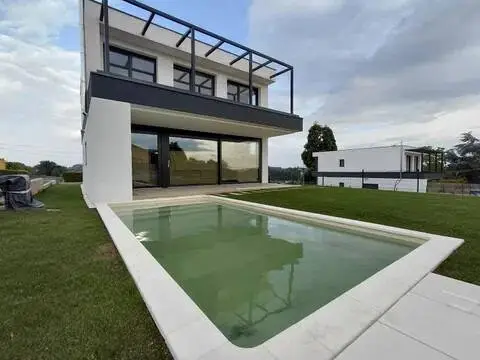 Chalet en calle calle As Torres, 26