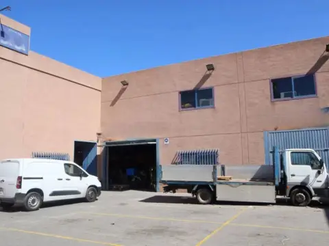 Nave industrial en Los Prados