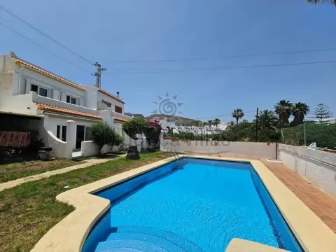 Dúplex en calle de Almería, 27