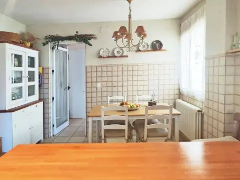 Chalet en Heliópolis-Curva