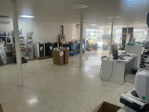 Nave industrial en La Banda-Campo de Fútbol