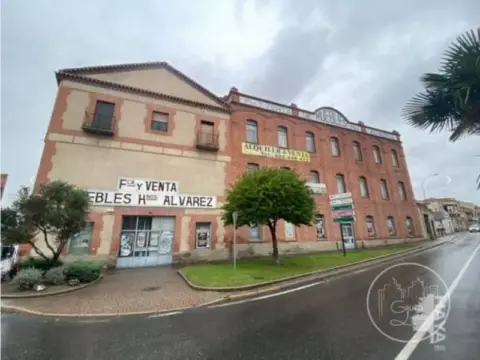 Nave industrial en Arévalo