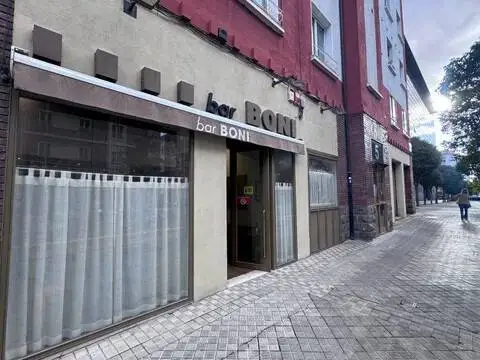 Local comercial en San Juan - Donibane