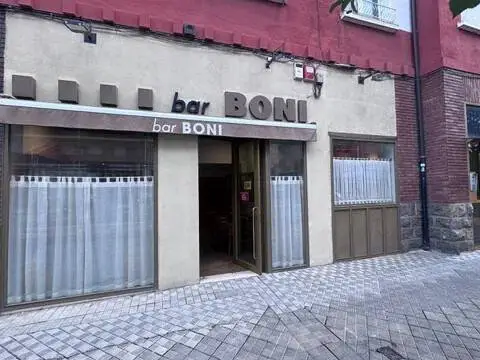Local comercial en San Juan - Donibane