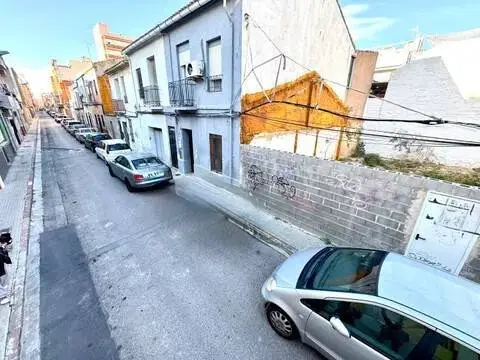 Terreno en calle de Concepción Arenal