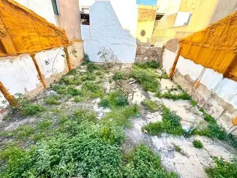 Terreno en calle de Concepción Arenal