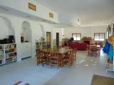 Edificio en La Nava de Ricomalillo