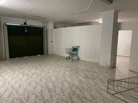Local comercial en Centro-Corredera