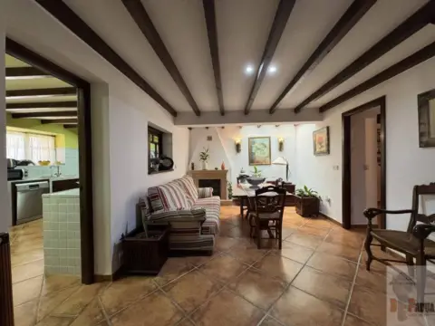 Casa en Macharaviaya