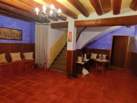 Casa rústica en Colungo