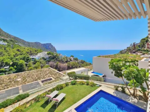 Casa pareada en Carrer de Mussola, 3